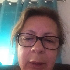 Meet your Posher, Gloria